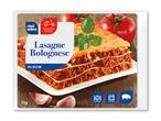 Lasagne Bolognese med grisekød, 1 kg, 2,5 portioner, tilberedning 200°C i ca. 35 minutter.