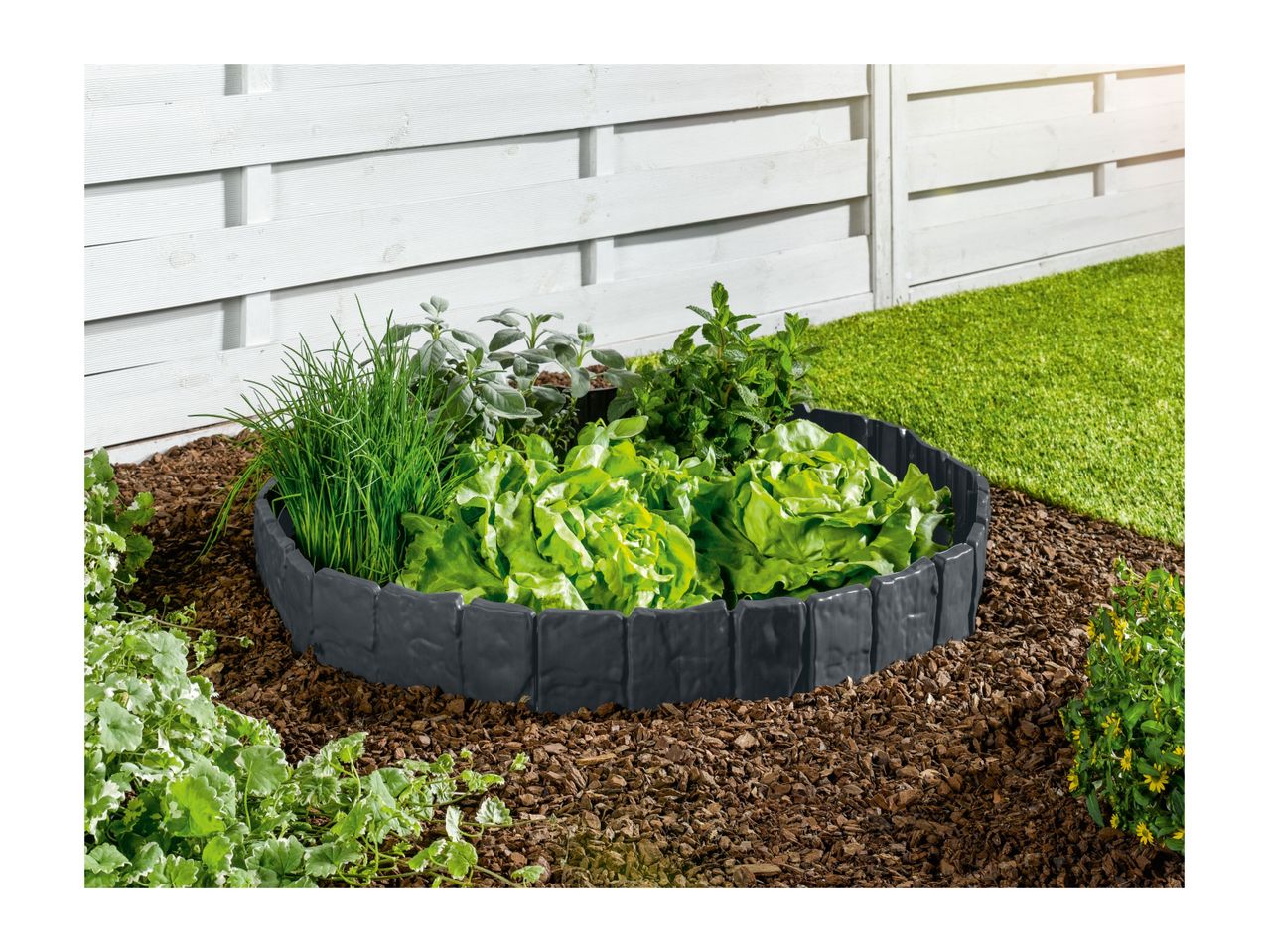 Go to full screen view: Parkside Flower Bed Edging - 10 pack - Image 4