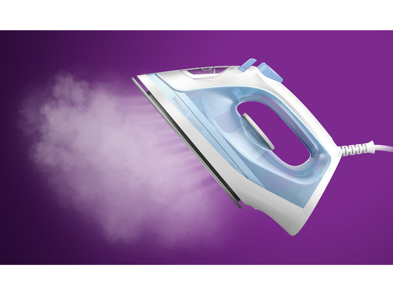 Ferro a vapor Philips branco e azul, a emitir vapor sobre um fundo roxo.