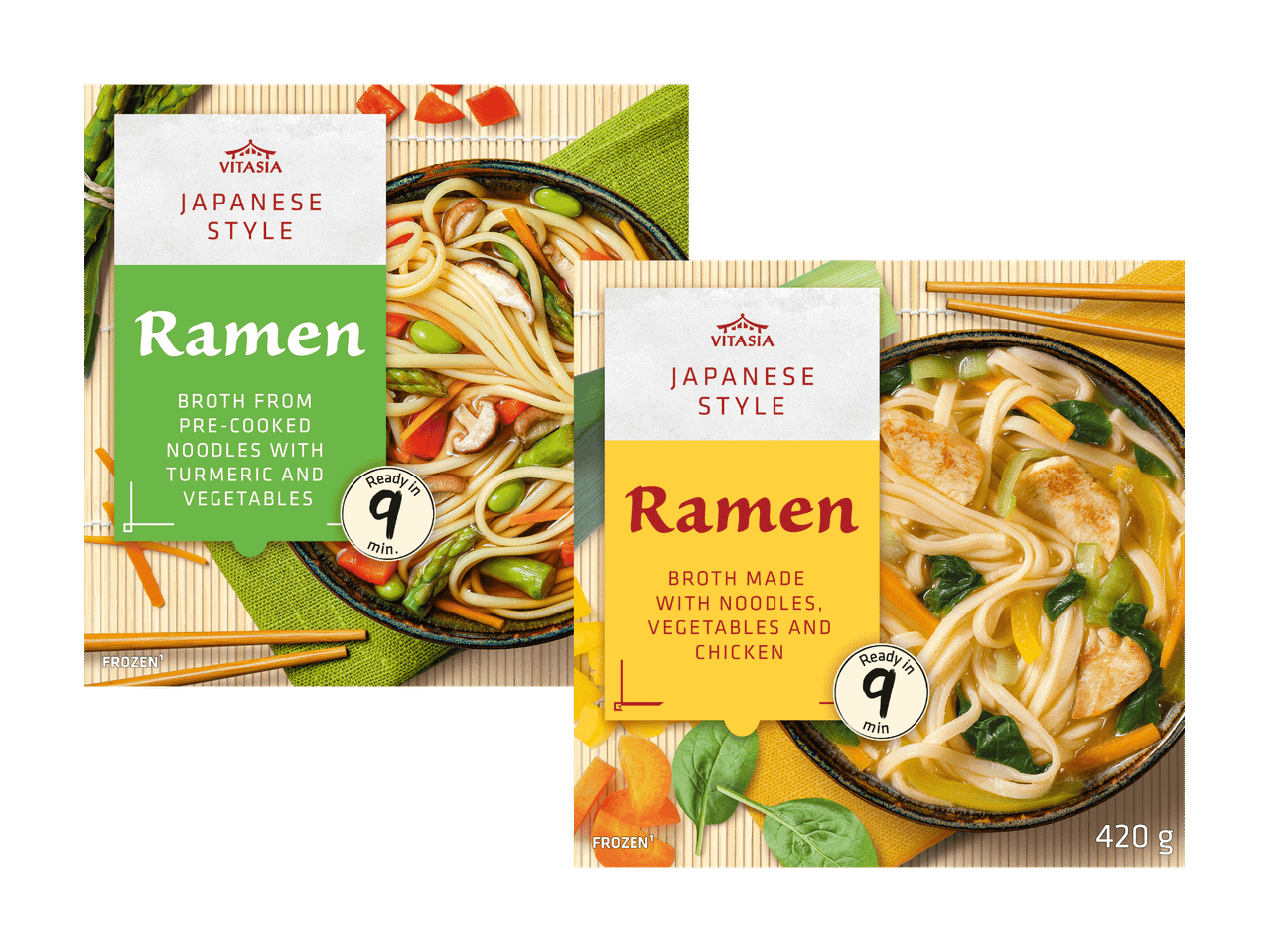 Zwei Packungen Vitasia Ramen, eine mit Gemüse und Kurkuma, die andere mit Huhn.