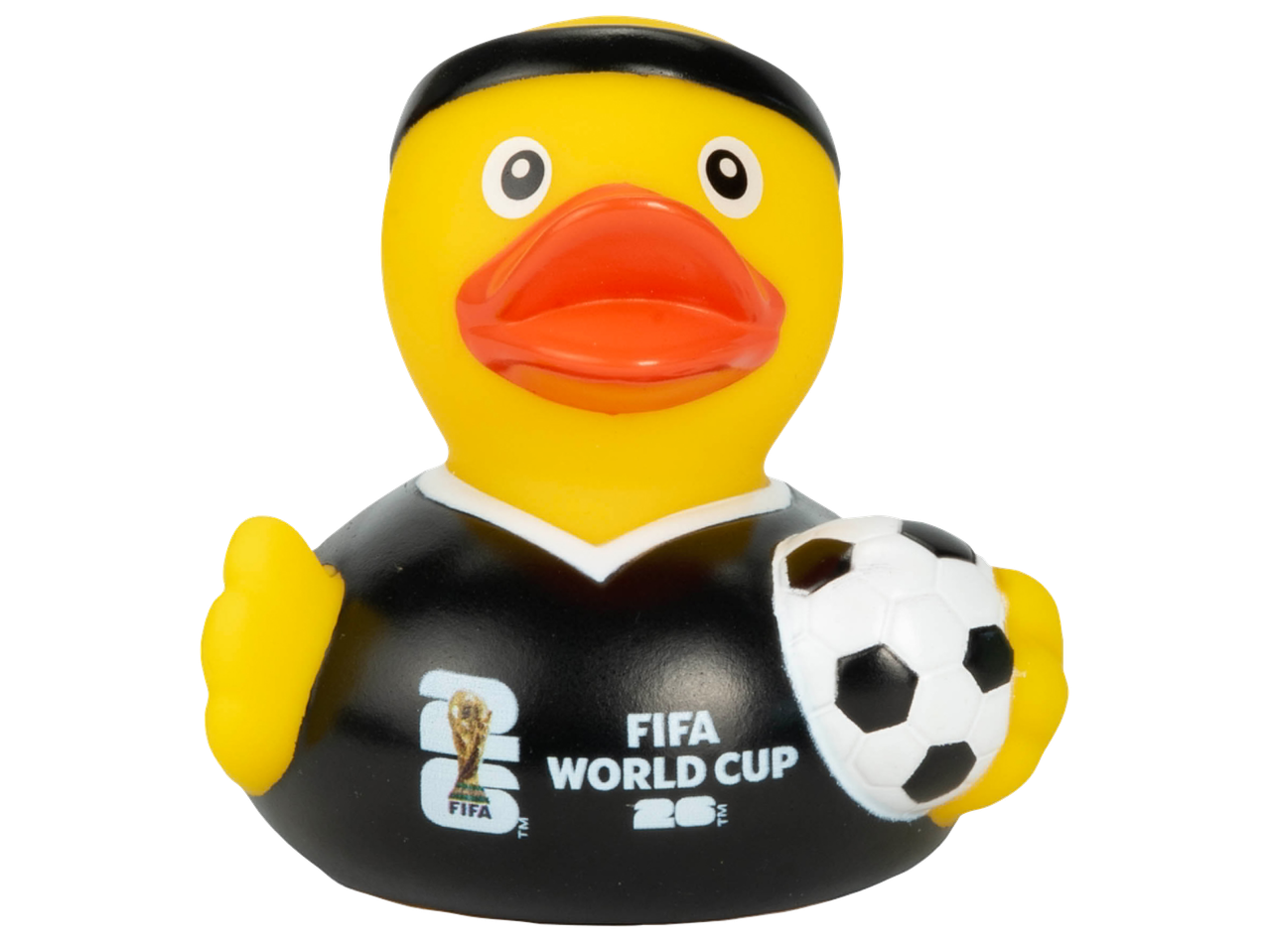Жълта гумена патица, облечена в черна футболна фланелка с надпис „FIFA WORLD CUP 26“ и държаща футболна топка.