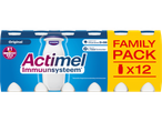 Een multipack van 12 flessen yoghurt met de tekst 'Original', 'Family Pack' en 'Immuunsysteem'.