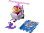 Figura Paw Patrol Skye com veículo helicóptero e etiqueta.