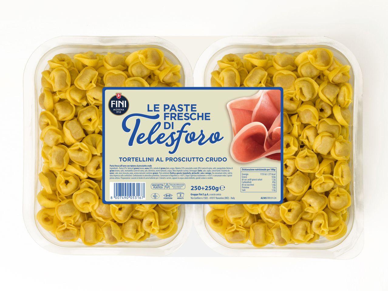 Due vaschette di tortellini al prosciutto crudo Fini, freschi e pronti per essere cucinati.