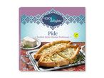 Frossen tyrkisk pide med ost, serveret på et sølvfad, med fetaost og rosmarin.