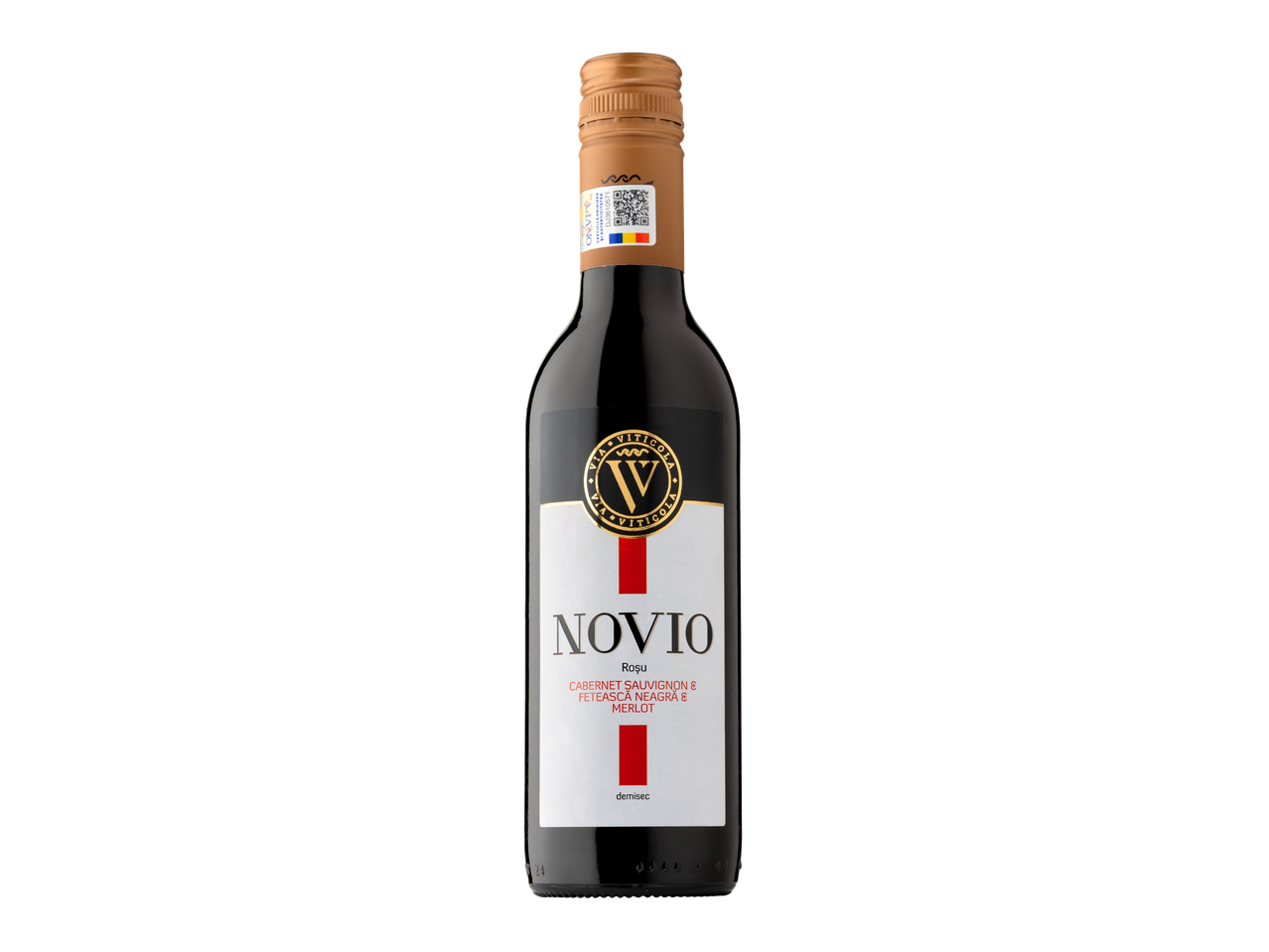 O sticlă de vin roșu Novio, un cupaj de Cabernet Sauvignon, Fetească Neagră și Merlot.
