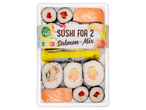 Sushi 2 főre: lazac mix, Kikkoman és tekercsek.