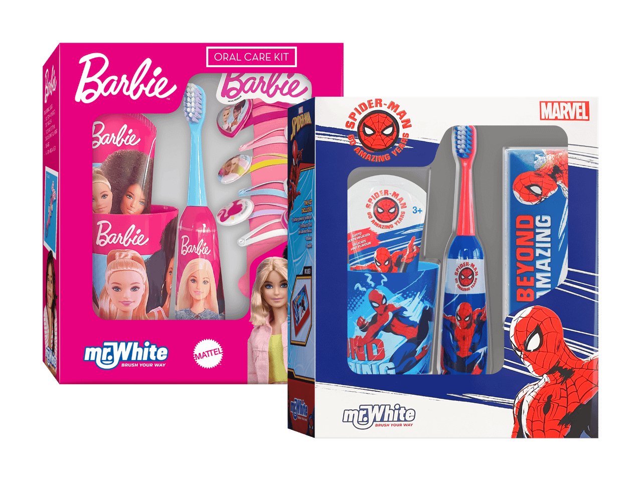 Zwei Zahnpflegesets, eines mit Barbie-Motiven und eines mit Spider-Man-Motiven, jeweils mit Zahnbürste und Becher.