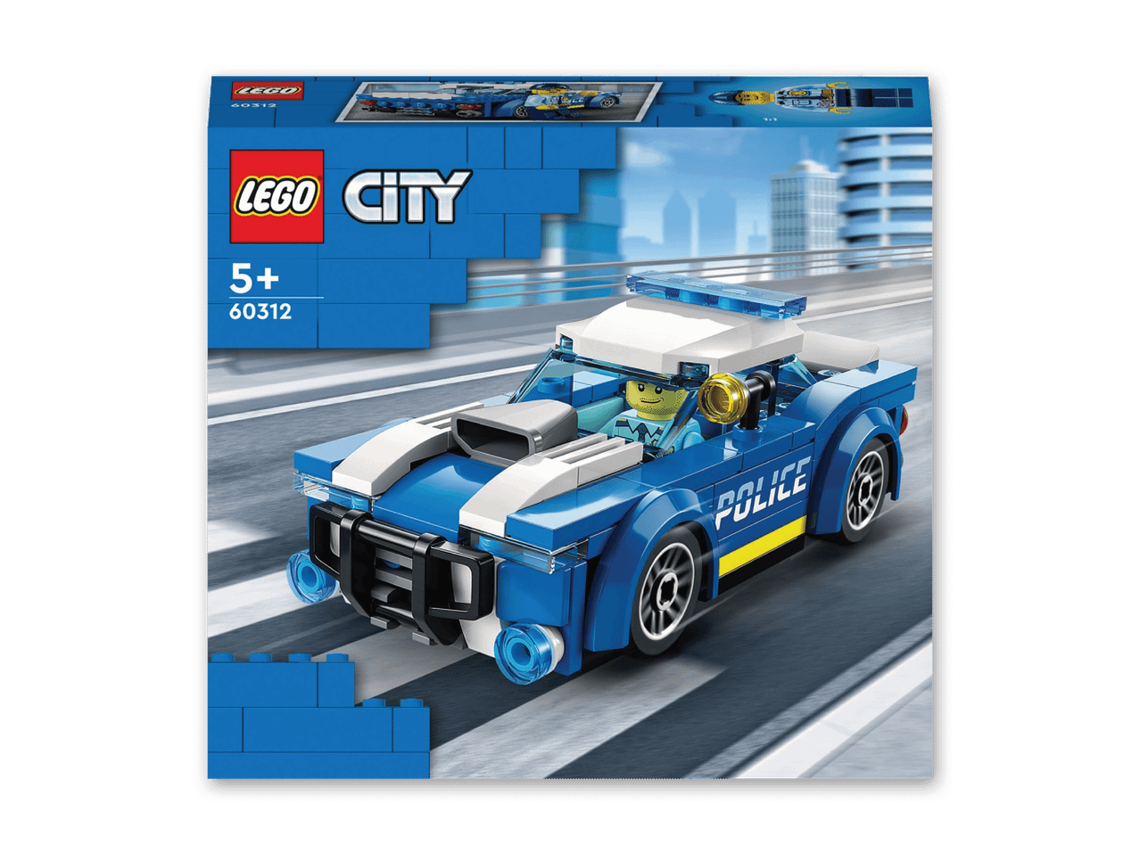 LEGO City Polizeiauto mit Minifigur auf einer Straße.