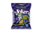 En pose Narrogin's The Joker chips.