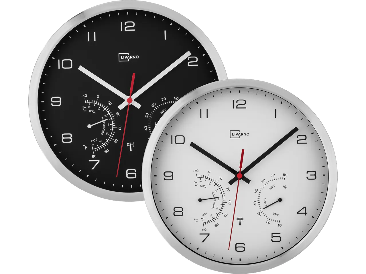 Två väggklockor med termometer och hygrometer, en svart och en vit, med silverramar.