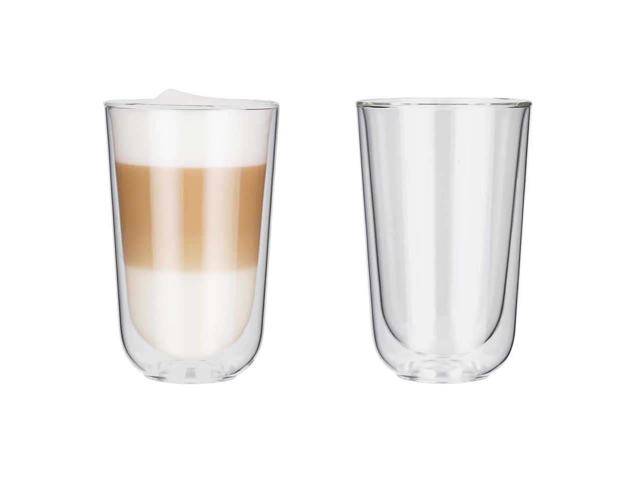 Két dupla falú üvegpohár, az egyikben latte, a másik üres.