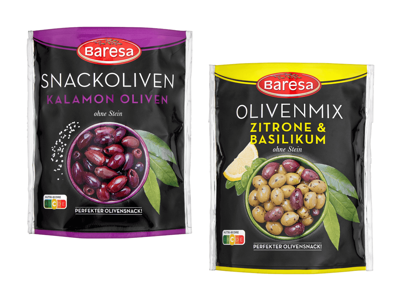 Zwei Packungen Oliven, eine mit Kalamata-Oliven und eine mit einem Olivenmix Zitrone & Basilikum.