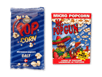 To pakker mikrobølgepopcorn: en blå pose med salt og en rød æske med et tegneserie-cowboytema.