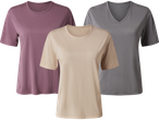 Tre t-shirts i olika färger: lila, beige och grå.