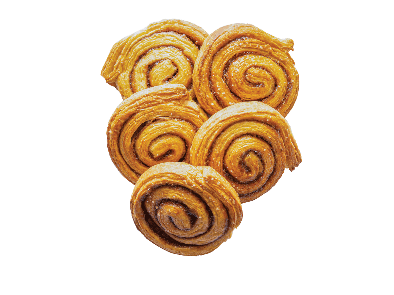 Penkios auksinės cinamono bandelės su cukraus kristalais, išdėliotos ant juodo fono.