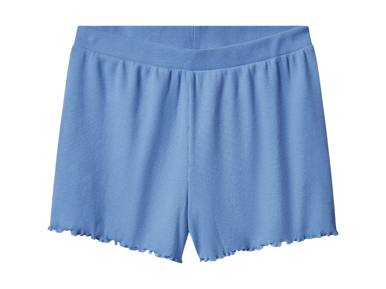 Lyseblå, korte, ribbade pyjamasbukser med flæser.