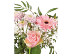 Rosas, gérberas e crisântemos em tons pastel.