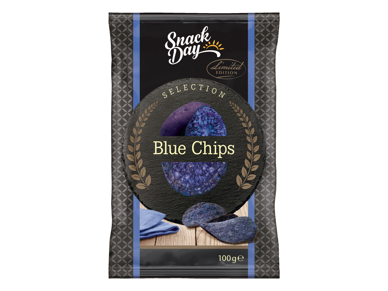 Must Snack Day 'Blue Chips' krõpsupakk lillade kartulite ja krõpsudega.