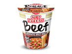 Een cup noedels met rundvleessmaak, aromatische pittige soep en de tekst 'Asian Blast'.