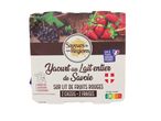 Yaourt au lait entier de Savoie aux cassis et fraises.