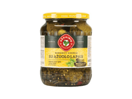 Agurkai su ąžuolų lapais