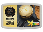 Vanille-ijs met vanillestokjes, een wafel en een Nutri-Score D-label.