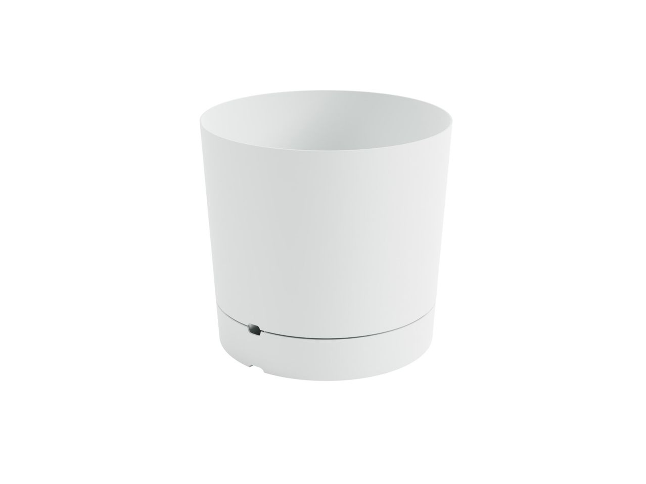 White plant pot.