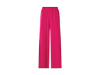 Eine fuchsiafarbene, weite Hose mit elastischem Bund.
