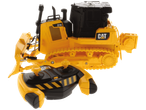 Geltonas CAT® D7E nuotoliniu būdu valdomas darbo mašina su pulteliu.