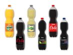 Seks flasker sodavand, herunder appelsin, grapefrugt sukkerfri, cola, cola zero sugar og cola next.