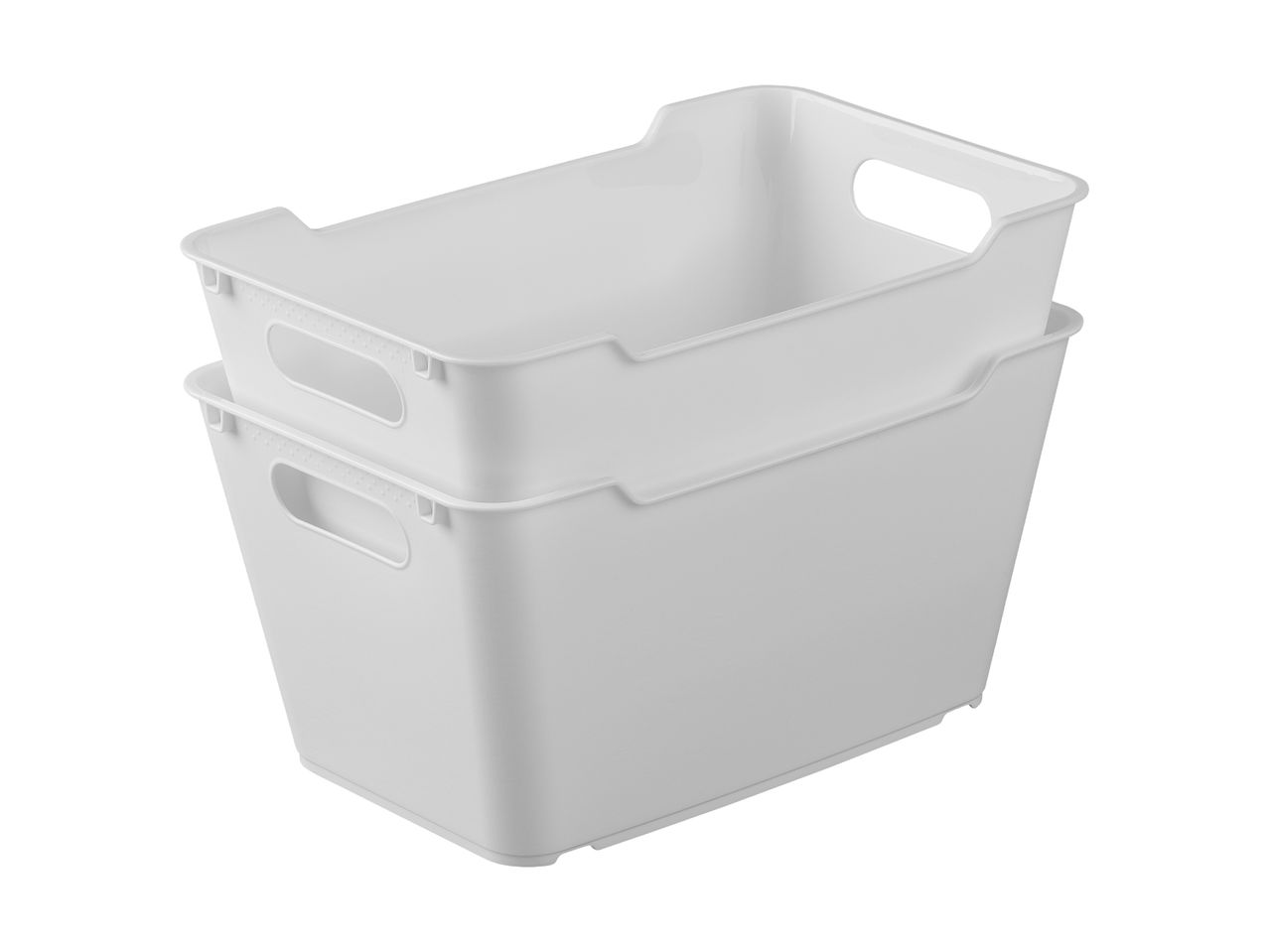 To stakkede hvide plastikkasser med håndtag.