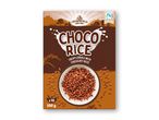 Chokoladeris-morgenmadsprodukt med Fairtrade-kakao, der viser en skål med mælk og korn.