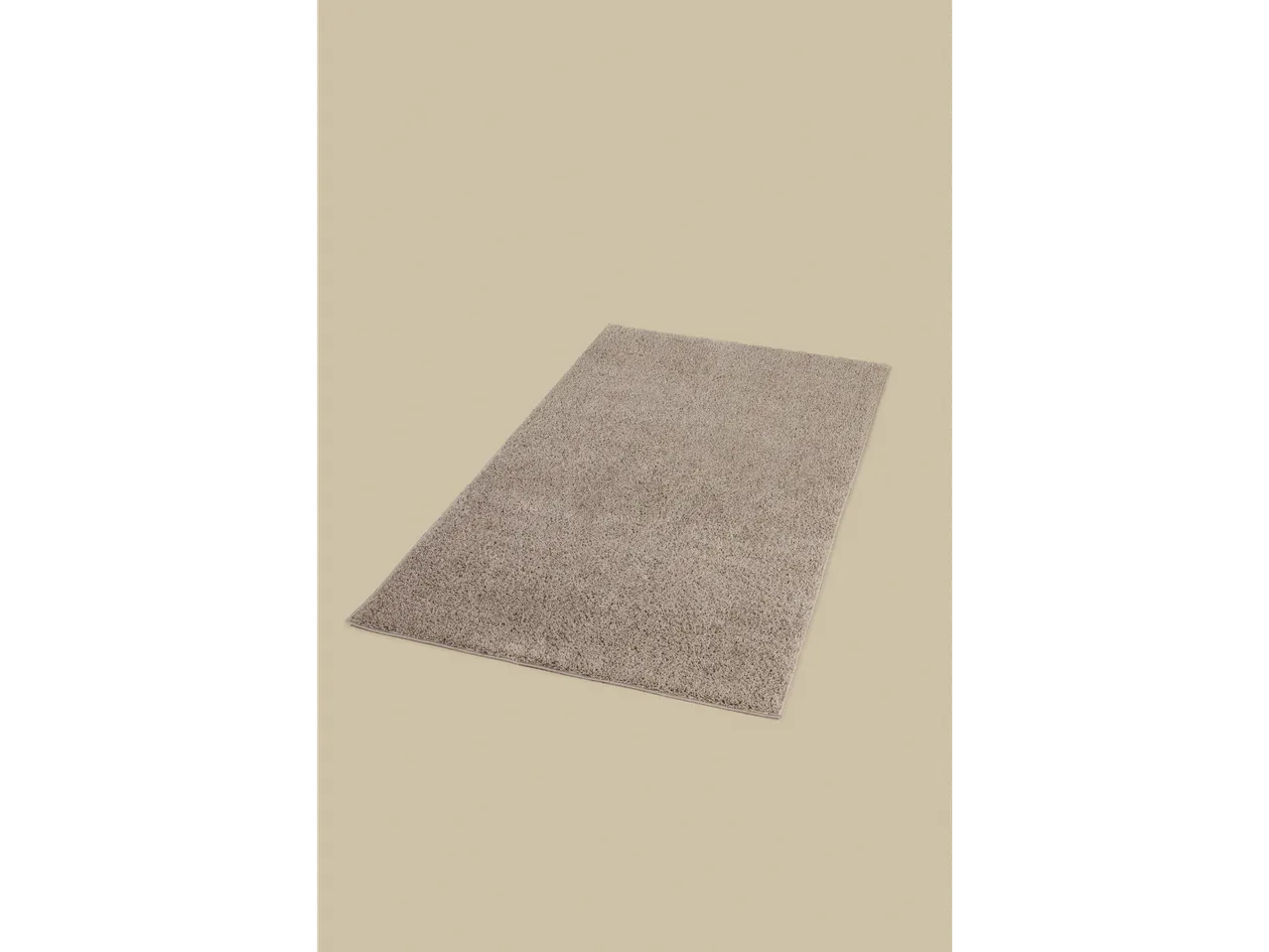 Livarno home® Tepih: Tapete retangular bege felpudo sobre fundo claro.