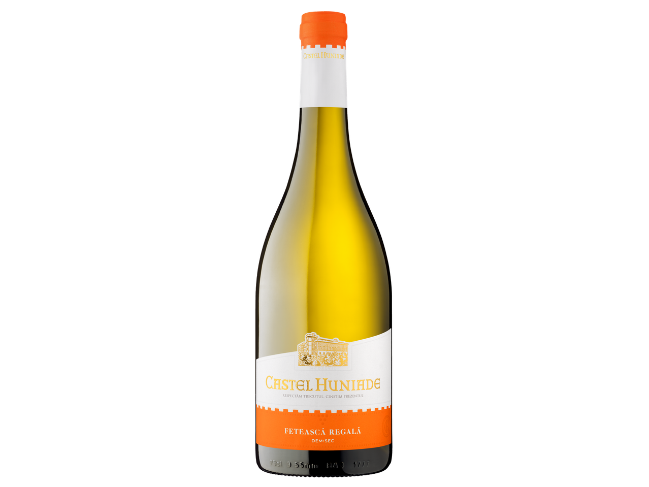 O sticlă de vin alb Castel Huniade Fetească Regală Demisec.