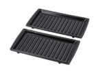 Deux plaques de cuisson noires amovibles pour un appareil de cuisine