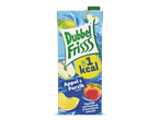 Een pak appelsap en perziksap met 1 kcal per 100 ml, met afbeeldingen van appels en perziken.