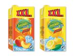 To XXL størrelse juiceæsker, en med fersken og en med citron.