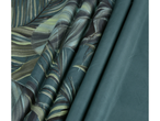 Twee stoffen, één met een groen en blauw bladpatroon, de andere effen teal.