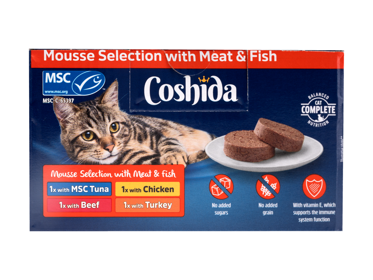 Cutie de hrană pentru pisici cu o pisică tigrată, prezentând selecția de mousse cu ton, pui, vită și curcan.