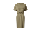 Ein olivgrünes T-Shirt-Kleid mit Kordelzug in der Taille.