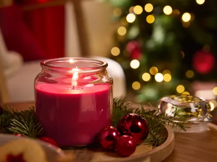 Karácsonyi illatgyertya üvegben
