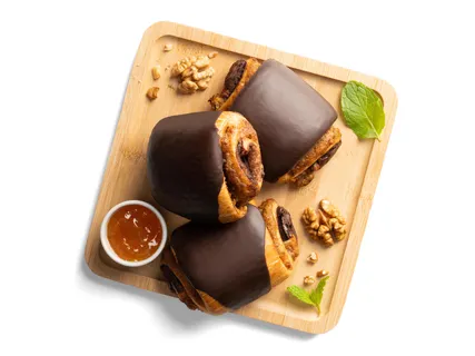 Zserbós tekercs kakaós bevonóval