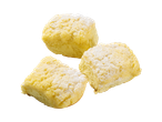 Três pãezinhos doces polvilhados com açúcar de confeiteiro.