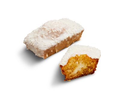 Kokoskuchen mit Cremefüllung