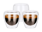 Tre dobbeltvæggede glas, to fyldt med espresso og et tomt.