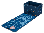 Jeu éducatif spatial avec boîte et tapis labyrinthe.