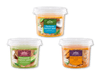 Tre asiatisk-inspirerede supper: thailandsk med kartofler, vietnamesisk med kylling og indisk med søde kartofler.