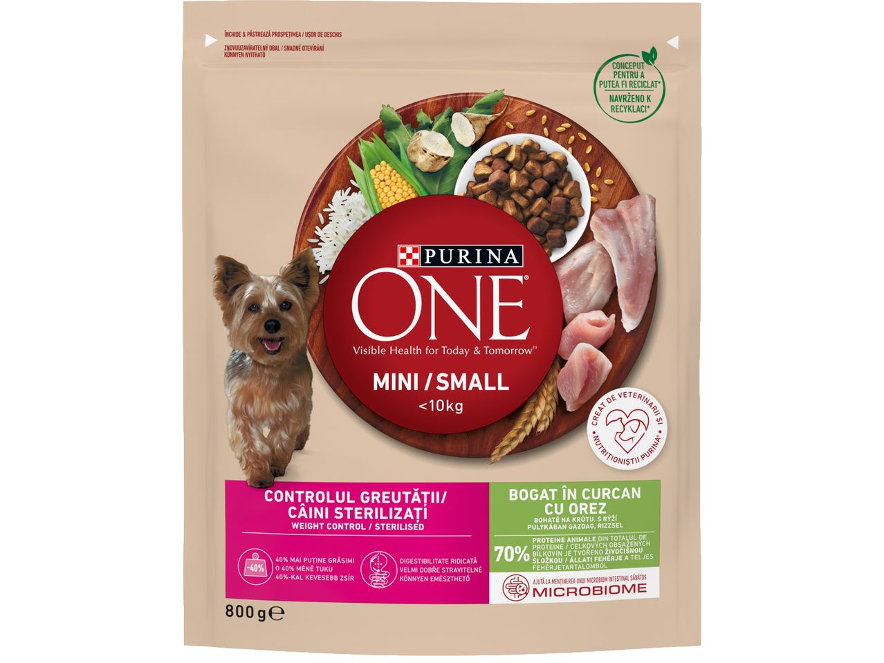 Кутия с храна за малки кучета Purina ONE.