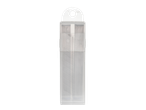 Uma embalagem transparente de lâminas de substituição para cortador, com um orifício branco para pendurar.